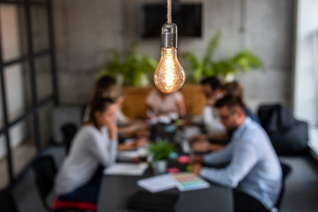 Young-creative-business-people-meeting-at-office